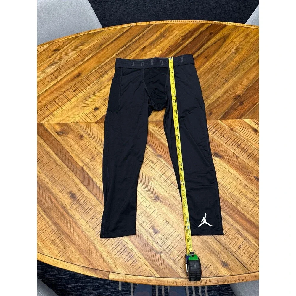 Jordan Sport 3/4 Tights Men’s Medium Black Dri-FIT Compression Pocket